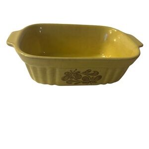 Vintage Pfaltzgraff Yellow dish circa 1983, 16 oz size